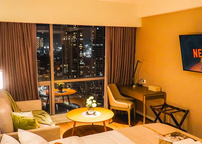 Novotel At Acqua 4* Manila