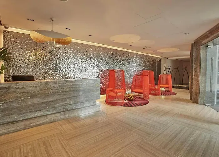 Novotel At Acqua Aparthotel 4*