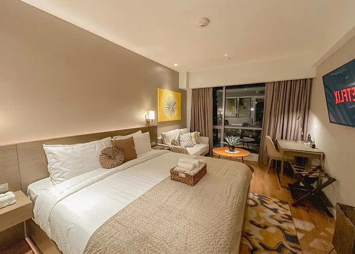 Novotel At Acqua 4* Manila